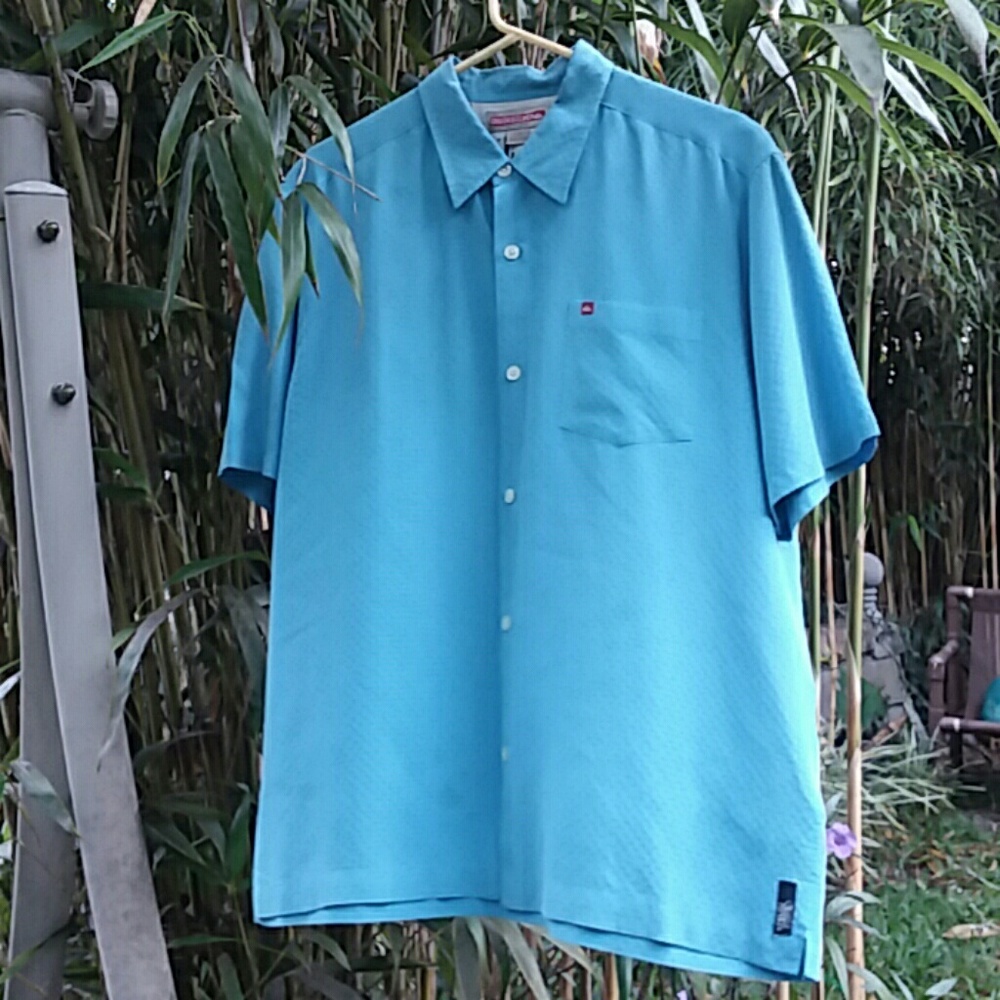 QuickSilver Aqua collared s/s button up Sz L